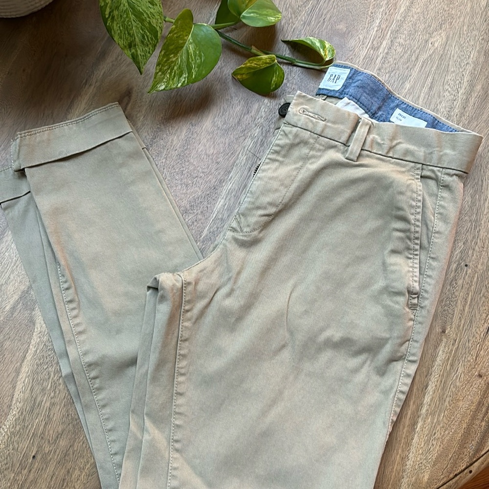 Gap slim chinos